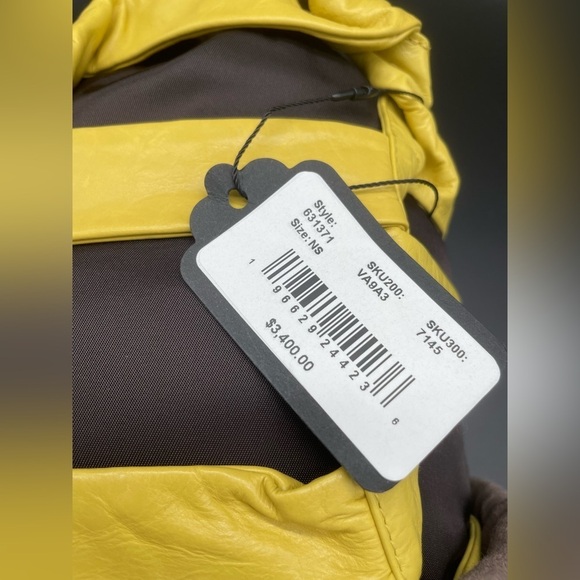 NEW Bottega Veneta Woven Leather Bucket Bag - Picture 6 of 11